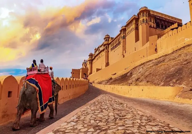 Jaipur – The Bewitching Beauty